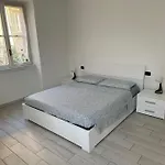 La Casa Gialla Di Valentina * Bellano