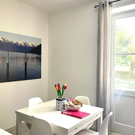 La Casa Gialla Di Valentina * Беллано